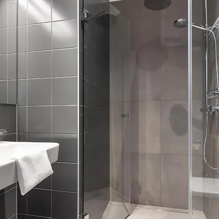 Vaeo Keskus Modern Guest Таллин